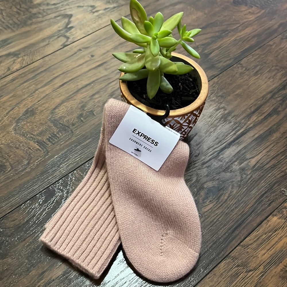 Express X You Ribbed Cashmere Socks
